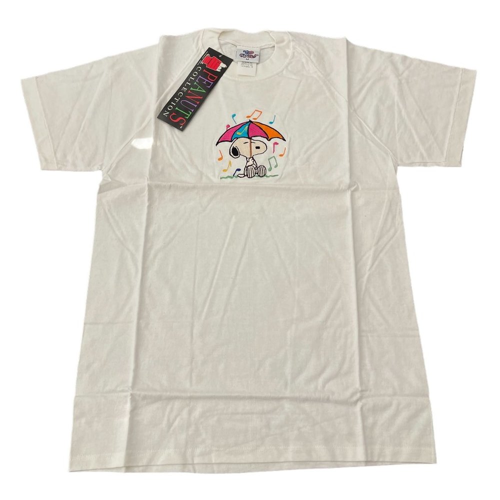 Peanuts Collection Snoopy White 100% Cotton SS T-shirt USA Made, Size M NWT